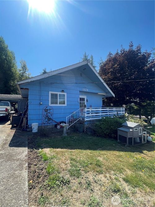 1323 Morris Ave, Raymond, WA, 98577-3933 | Card Image