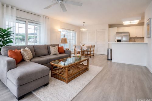 21a-594 Mananai Pl, Honolulu, HI, 96818-5321 | Card Image