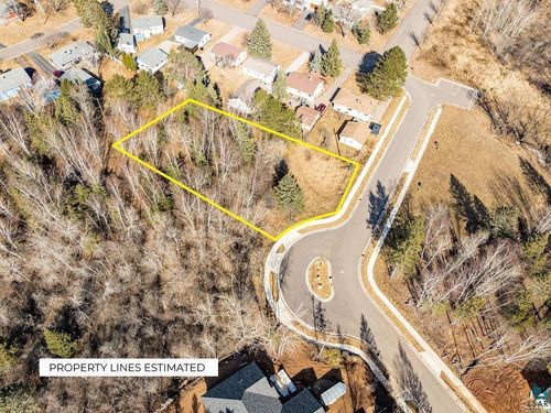 13 Hartley Hills Dr, Duluth, MN, 55803-2814 | Card Image