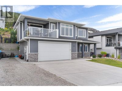 2620 Paramount Dr, House other with 6 bedrooms, 3 bathrooms and 6 parking in West Kelowna BC | Image 1