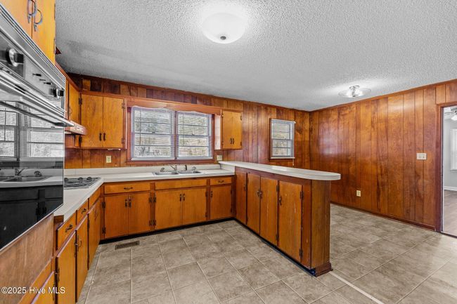 241 Myers Park, House other with 2 bedrooms, 1 bathrooms and null parking in Rich Square NC | Image 4