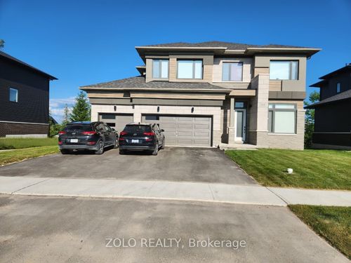 3705 Lakepoint Dr, Orillia, ON, L3V8M9 | Card Image