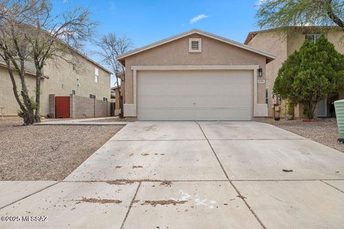 6126 S Earp Wash Ln, Tucson, AZ, 85706-4965 | Card Image