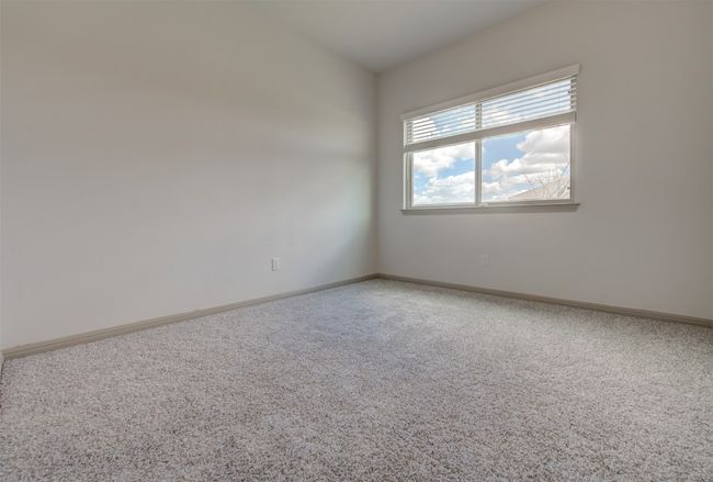Empty room with carpet flooring and baseboards | Image 7