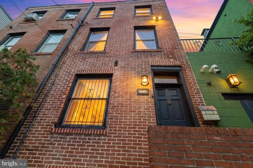 1305 Rodman St, PHILADELPHIA, PA, 19147-1008 | Card Image