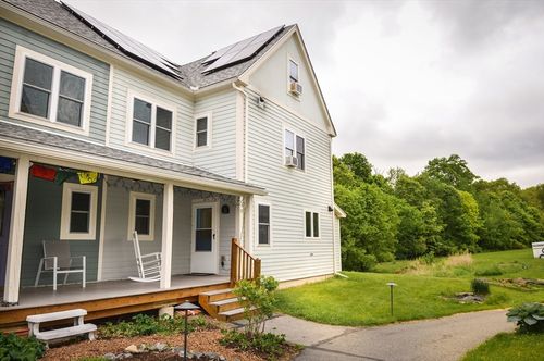 35-35 Village Ln, Berlin, MA, 01503-1709 | Card Image