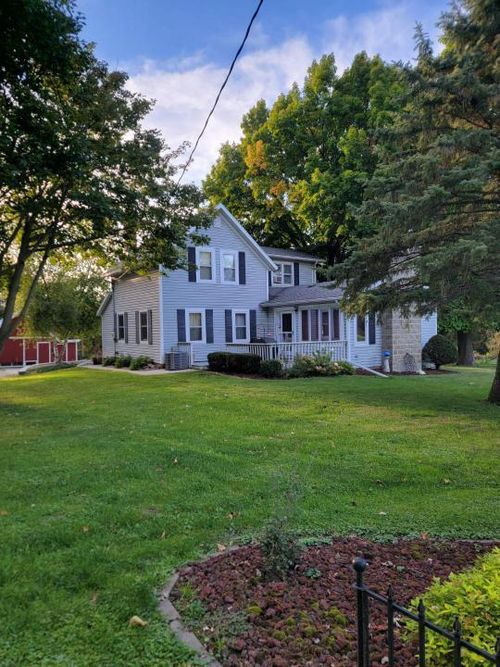 55381 201st Ave, West Concord, MN, 55985-6026 | Card Image