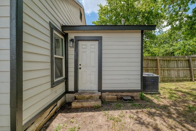 Property entrance | Image 39