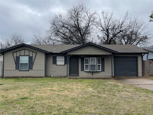 128 Ne Cindy Ln, Burleson, TX, 76028-3455 | Card Image