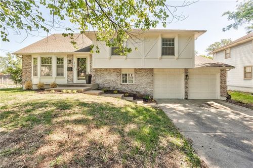 9809 Connell Dr, Overland Park, KS, 66212-5207 | Card Image
