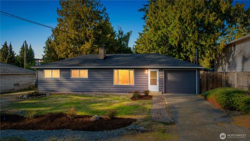 8423 198th St Sw, Edmonds, WA, 98026-6334 | Card Image
