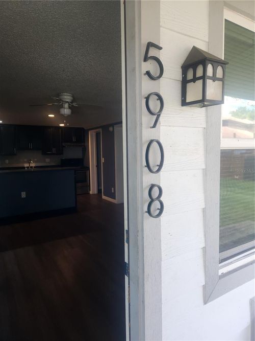 5908-5901 Bryce Lane, Tampa, FL, 33615 | Card Image