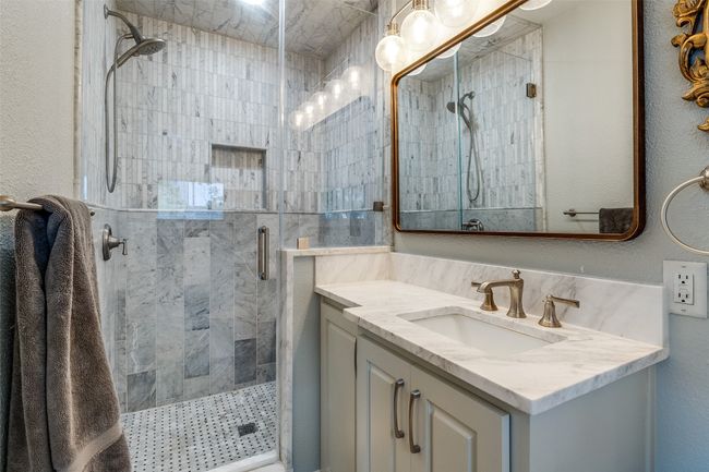 7243 Westbrook Ln, House other with 3 bedrooms, 2 bathrooms and null parking in Dallas TX | Image 15