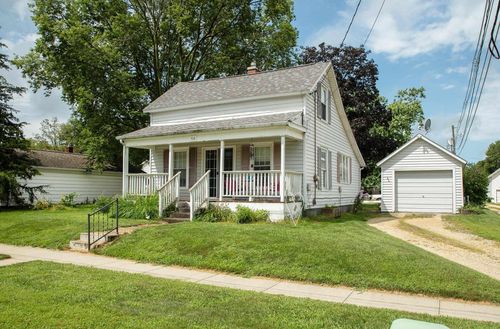 516 3rd St Sw, Waverly, IA, 50677 | Card Image