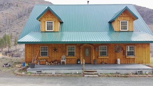 25404 Hwy 395, Canyon City, OR, 97820-8707 | Card Image