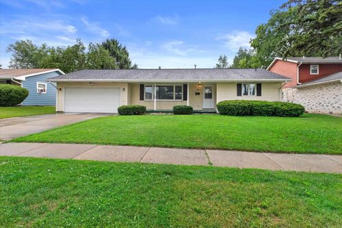 1813 Windom Way, Madison, WI, 53704 | Card Image