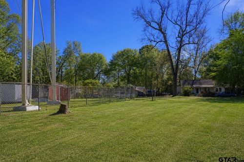 1235 E North St, Kilgore, TX, 75662-2739 | Card Image