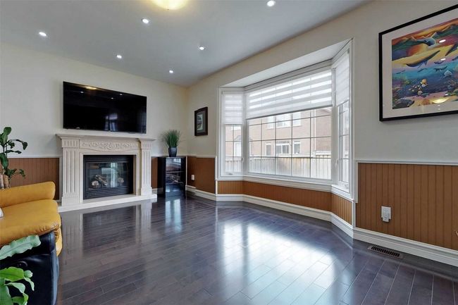 10 Gosling St, House other with 4 bedrooms, 5 bathrooms and 7 parking in Brampton ON | Image 9