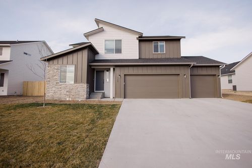 840 Strike Eagle St, Mountain Home, ID, 83647-1248 | Card Image
