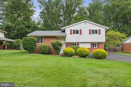 3508 Brookwood Dr, FAIRFAX, VA, 22030-1810 | Card Image
