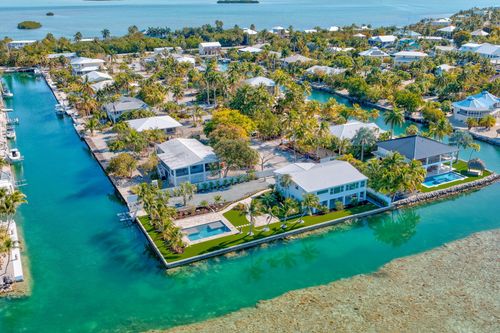 17015 Wahoo Ln, Sugarloaf Key, FL, 33042-3627 | Card Image