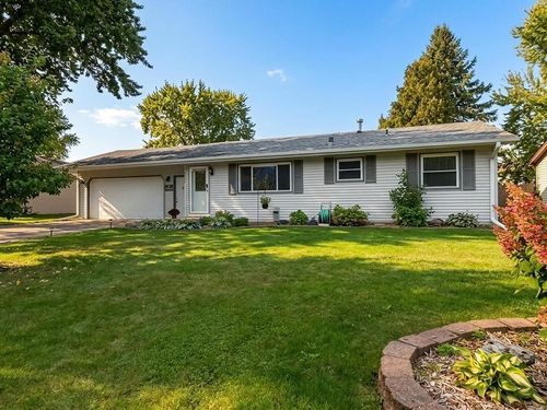 4247 Sandstone Dr, Eagan, MN, 55122-2024 | Card Image