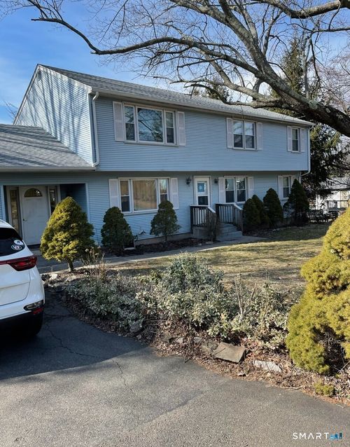 38 Park St, East Haven, CT, 06513-1603 | Card Image
