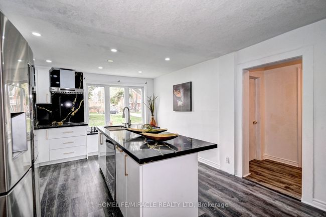 239 Hamilton St, House other with 4 bedrooms, 2 bathrooms and 6 parking in Cambridge ON | Image 12