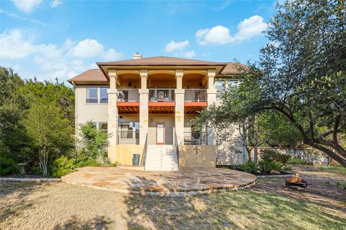 700 Augusta Cir N, Lago Vista, TX, 78645-8701 | Card Image