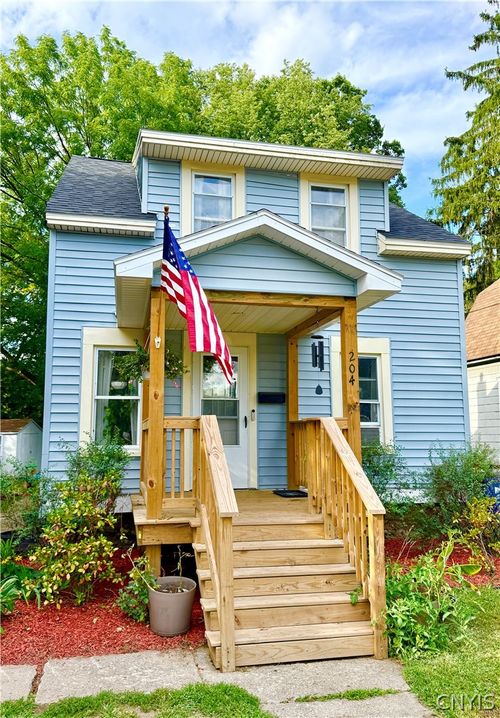 204 W Roswell Ave, Nedrow, NY, 13120-1029 | Card Image