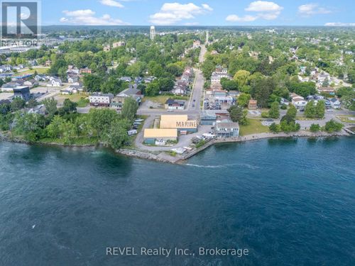 162 Niagara Blvd, Fort Erie, ON, L2A3G3 | Card Image