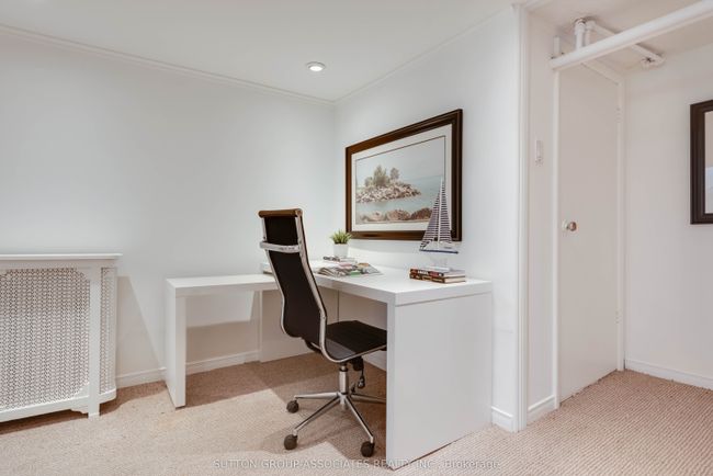 542 Atlas Ave, House other with 3 bedrooms, 2 bathrooms and 2 parking in York ON | Image 34