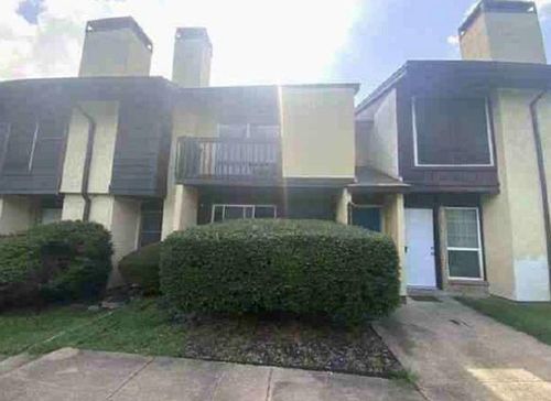 226 Rolling Hills Pl, Lancaster, TX, 75146-1026 | Card Image