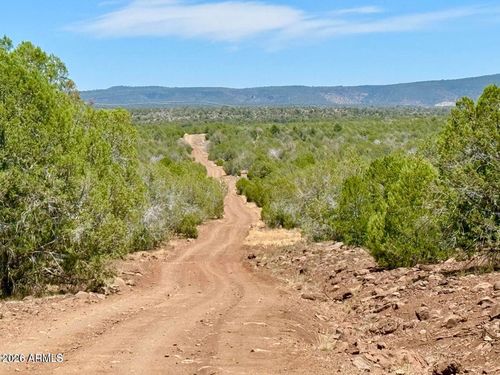 148-0 Stagecoach Dr 47 Acres --, Ash Fork, AZ, 86320 | Card Image