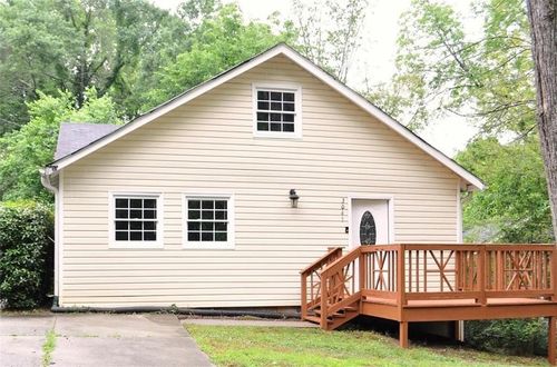 3047 Alston Dr, Decatur, GA, 30032-3208 | Card Image