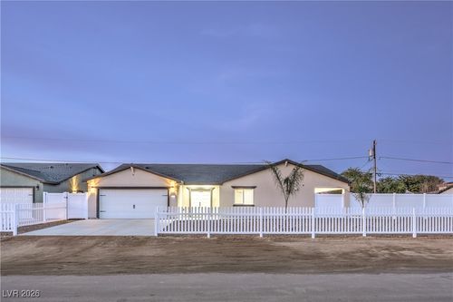 4738 Patterson Avenue, Las Vegas, NV, 89104 | Card Image