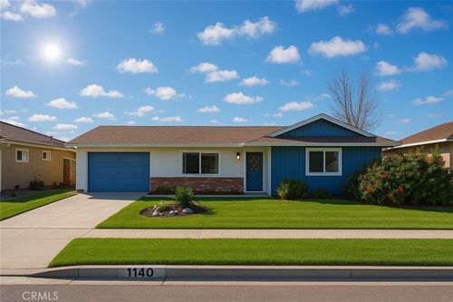 1140 W Westmont Ave, Hemet, CA, 92543 | Card Image