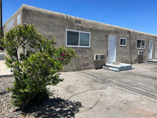 5613 Central Ave, Albuquerque, NM, 87105-1853 | Card Image