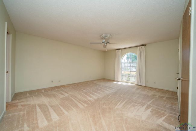 107 Tulip St, House other with 3 bedrooms, 3 bathrooms and null parking in White Oak TX | Image 34