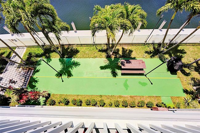 APT-305 - 137 Golden Isles Dr, Condo with 2 bedrooms, 2 bathrooms and null parking in Hallandale Beach FL | Image 28