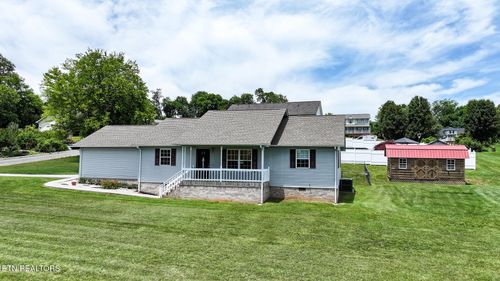 555 Golden Harvest Cir, Seymour, TN, 37865-4974 | Card Image