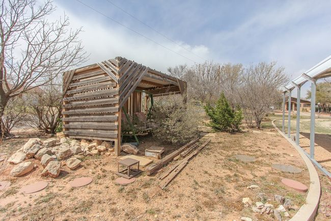 1 - 2607 Alamesa Dr, House other with 3 bedrooms, 2 bathrooms and 3 parking in Big Spring TX | Image 35