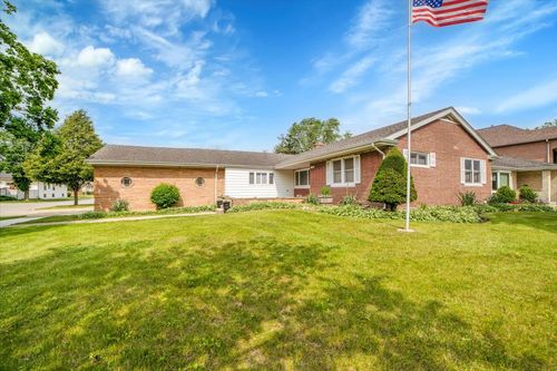 1303 Rice St, Melrose Park, IL, 60160-4038 | Card Image