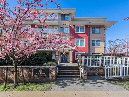 401-1990 Westminster Ave, Port Coquitlam, BC, V3B1E8 | Card Image