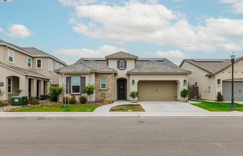 2929 Cammie Ln, Lodi, CA, 95242-8822 | Card Image