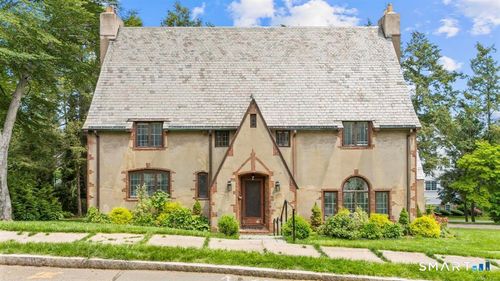 6 W Hill Dr, West Hartford, CT, 06119-1347 | Card Image