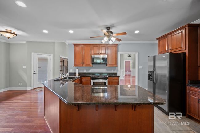 Kitchen | Image 15