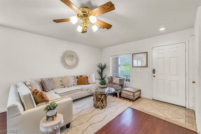 5017 Ropers Rock Ct, House other with 3 bedrooms, 2 bathrooms and null parking in Las Vegas NV | Image 5