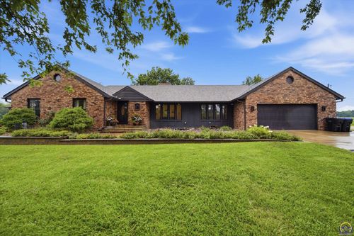 3701 Se Shawnee Heights Rd, Tecumseh, KS, 66542 | Card Image