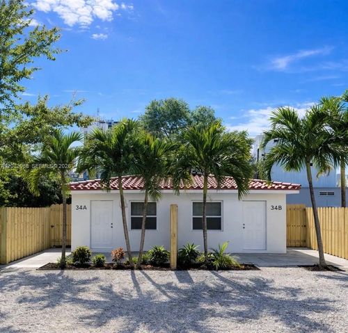 b-34 Se 1st Ave, Dania Beach, FL, 33004-3611 | Card Image